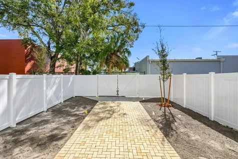 2140 W Chestnut Street Tampa FL 33607