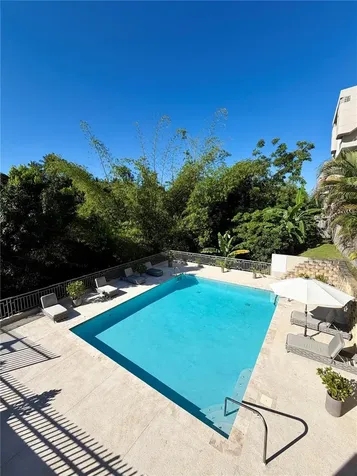 9W4R+RM2 Cond. Paseo Del Bosque San Juan PR 00926