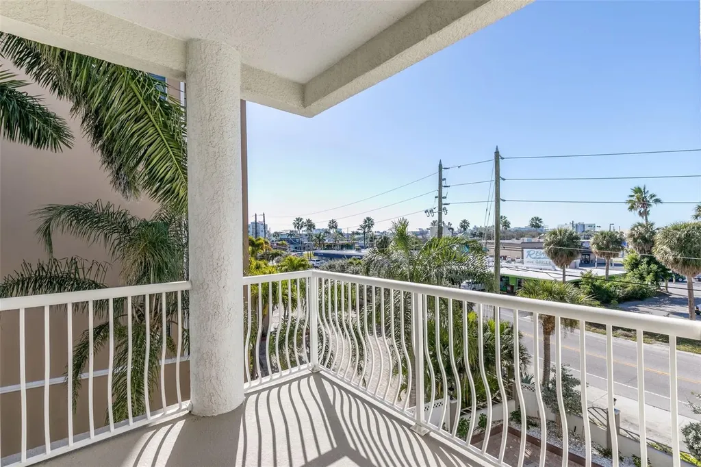 220 108th Avenue Treasure Island FL 33706