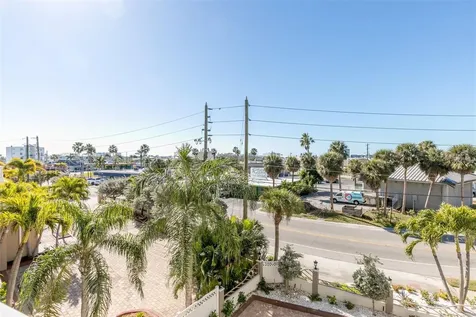 220 108th Avenue Treasure Island FL 33706
