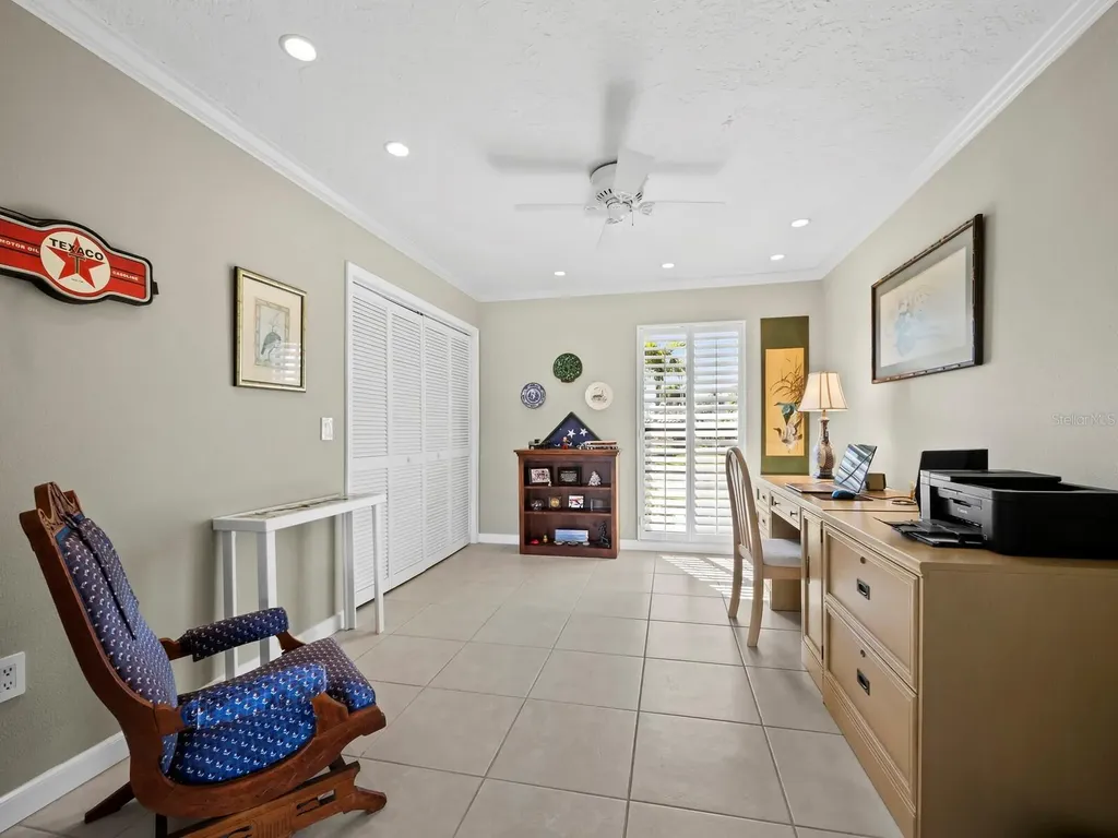 5970 Emerald Harbor Drive Longboat Key FL 34228