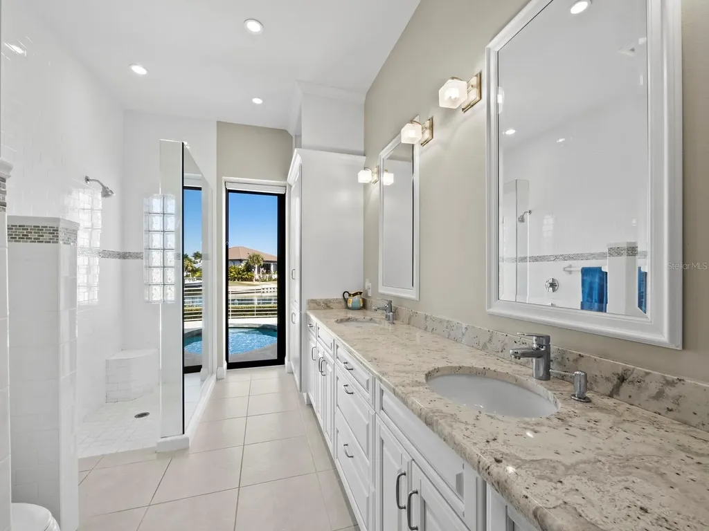 5970 Emerald Harbor Drive Longboat Key FL 34228