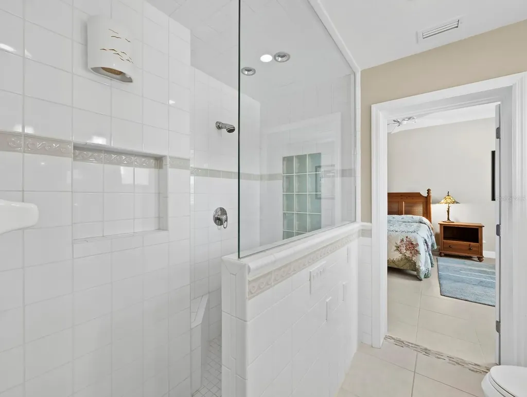 5970 Emerald Harbor Drive Longboat Key FL 34228
