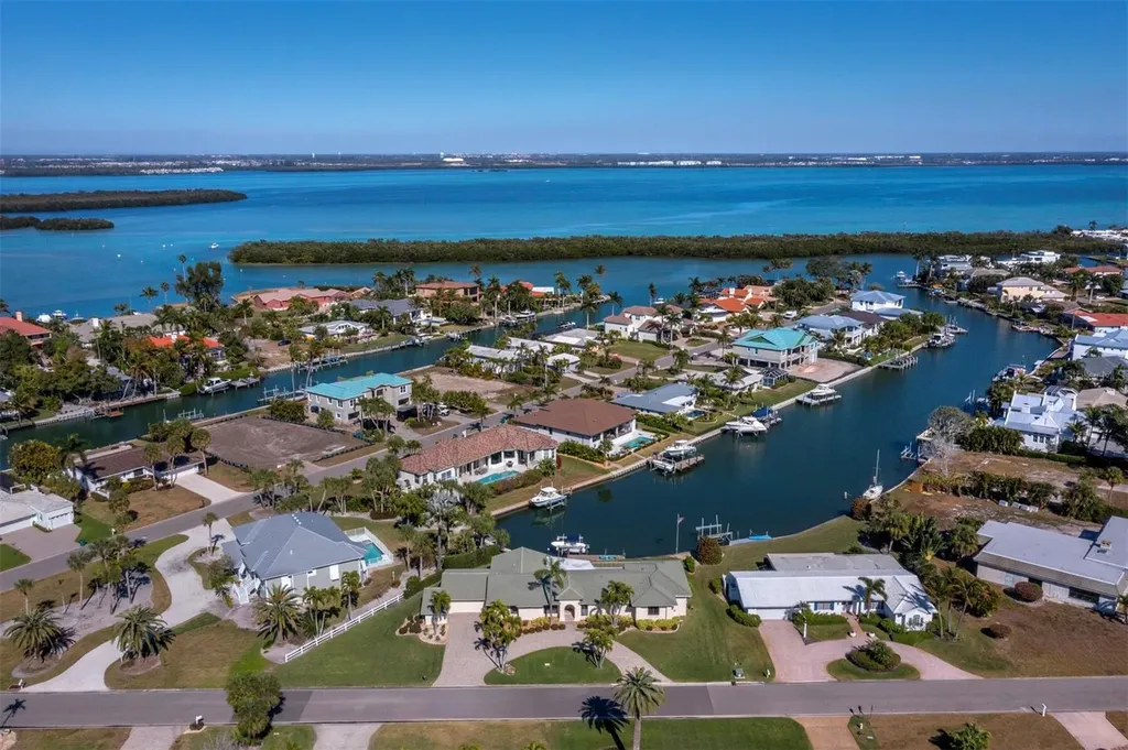 5970 Emerald Harbor Drive Longboat Key FL 34228