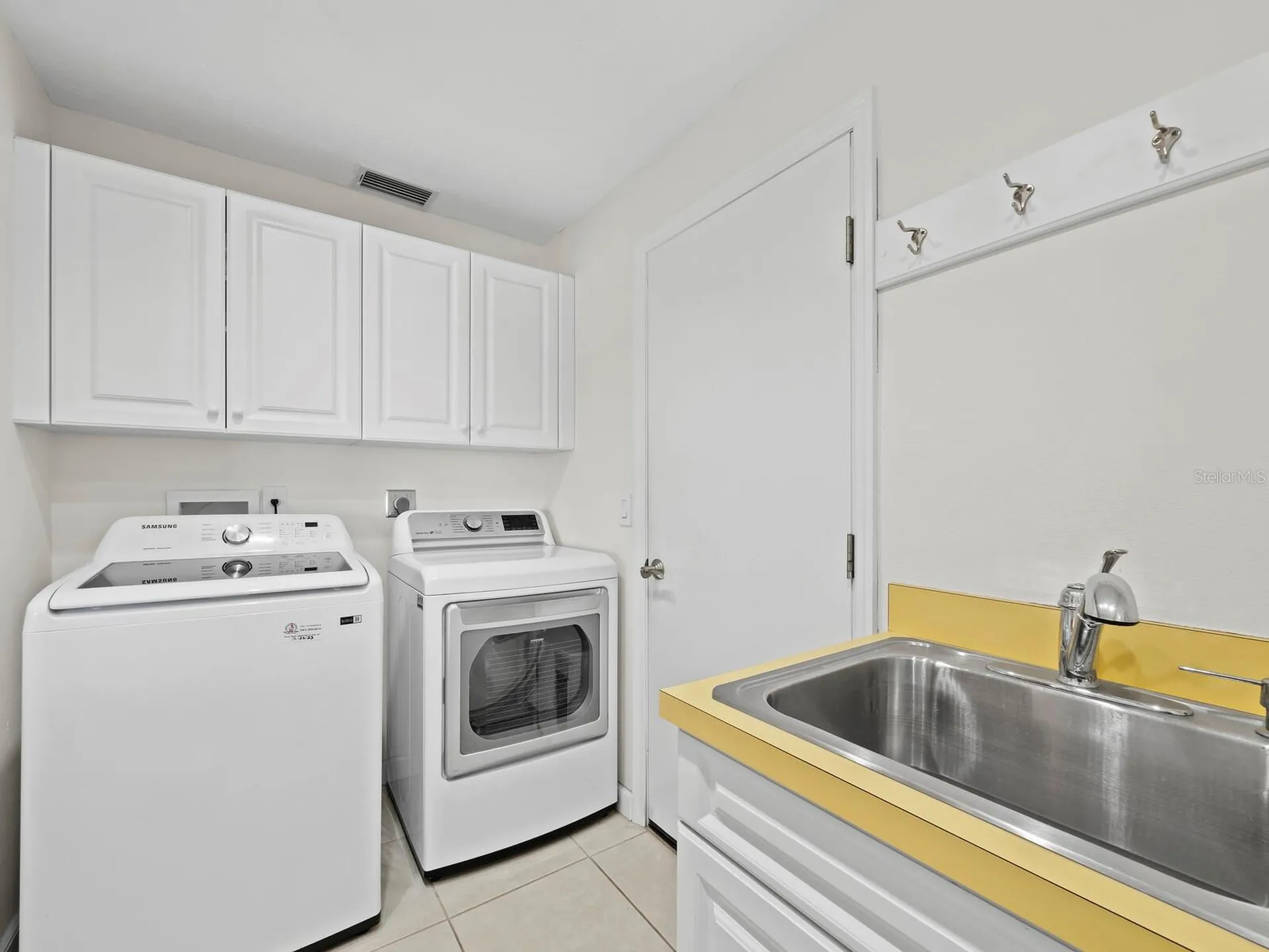 5970 Emerald Harbor Drive Longboat Key FL 34228