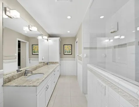 5970 Emerald Harbor Drive Longboat Key FL 34228