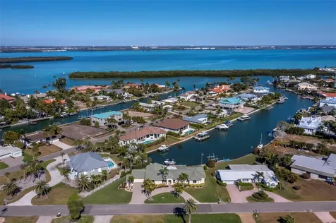 5970 Emerald Harbor Drive Longboat Key FL 34228