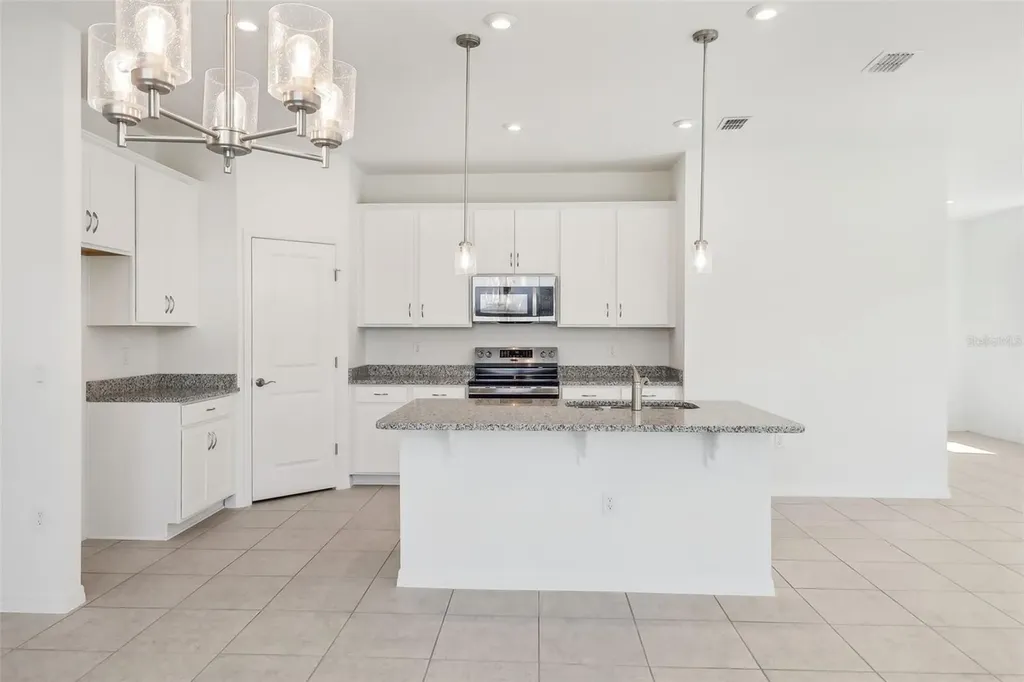 877 Castleford Avenue NE Palm Bay FL 32905