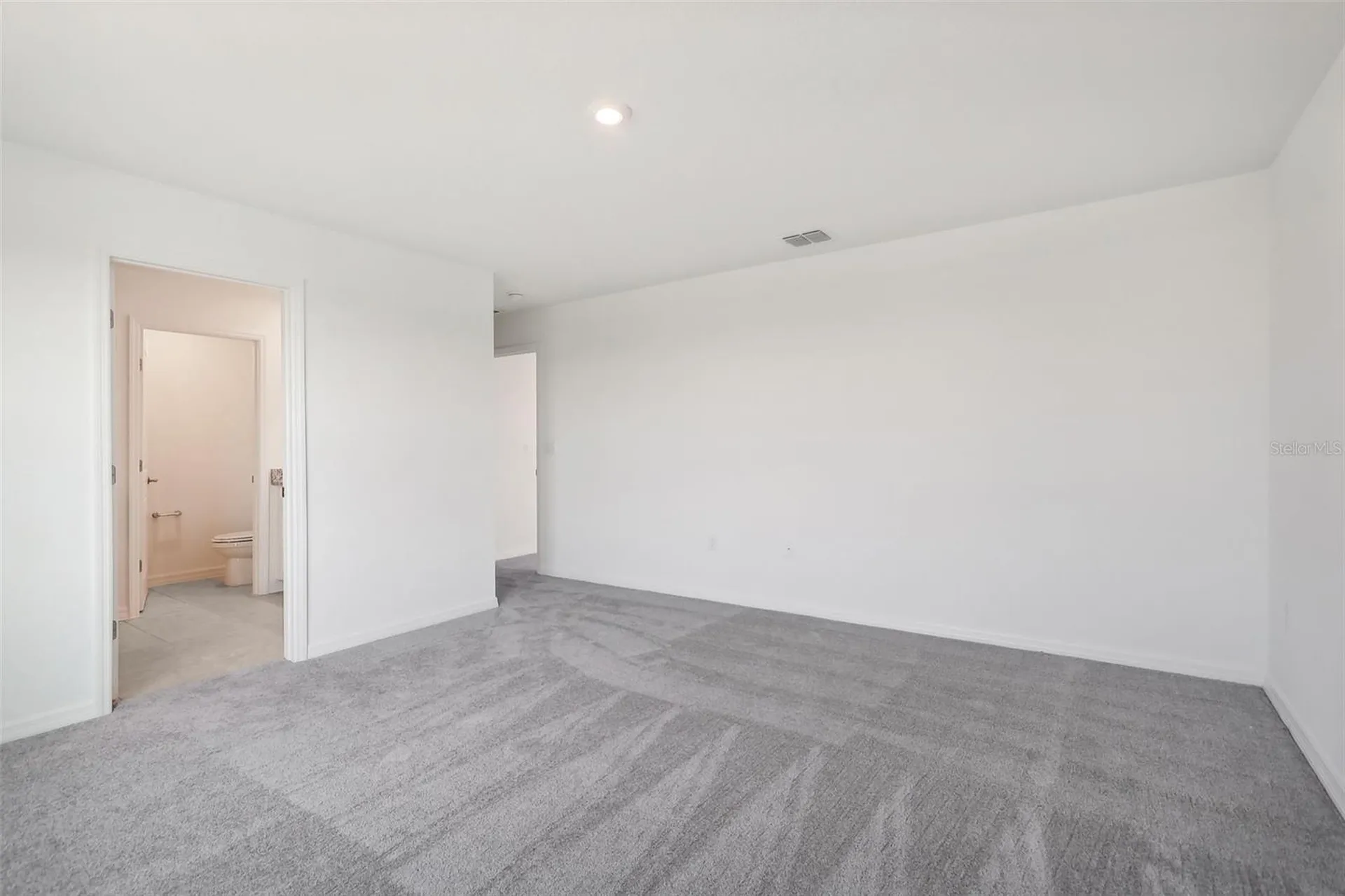 877 Castleford Avenue NE Palm Bay FL 32905
