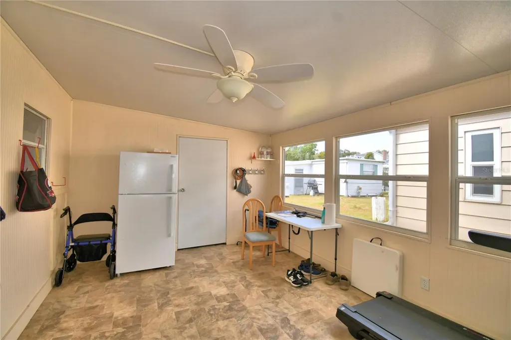 145 Holiday Lane Auburndale FL 33823