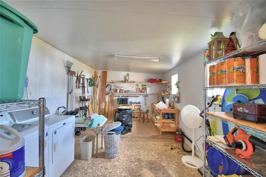 145 Holiday Lane Auburndale FL 33823