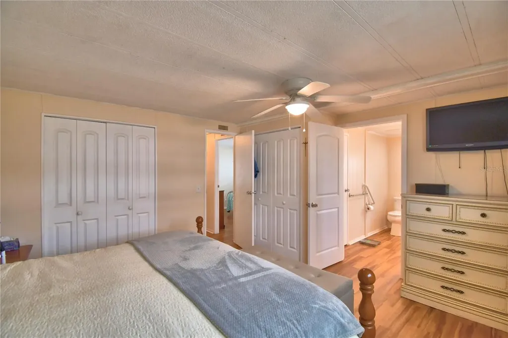 145 Holiday Lane Auburndale FL 33823