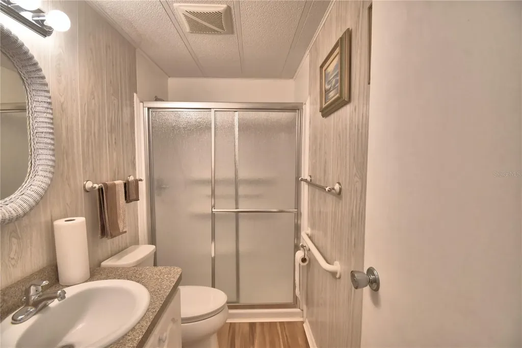 145 Holiday Lane Auburndale FL 33823