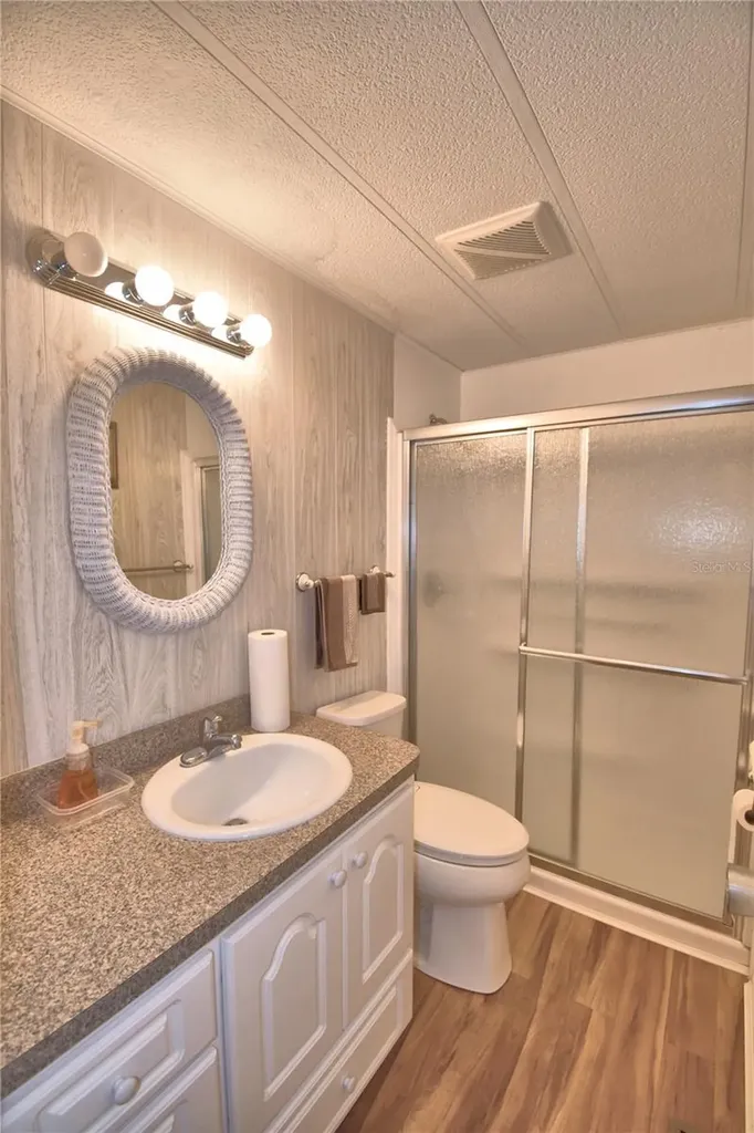 145 Holiday Lane Auburndale FL 33823