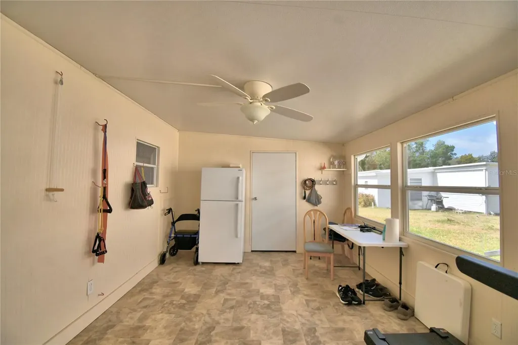 145 Holiday Lane Auburndale FL 33823