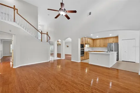 729 Strihal Loop Oakland FL 34787