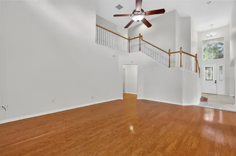 729 Strihal Loop Oakland FL 34787