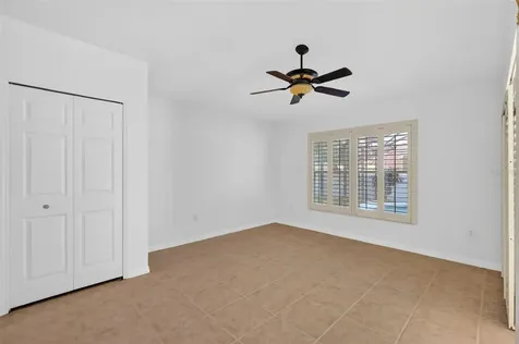 729 Strihal Loop Oakland FL 34787
