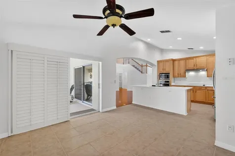 729 Strihal Loop Oakland FL 34787