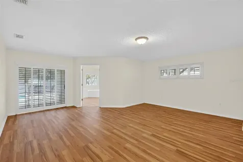 729 Strihal Loop Oakland FL 34787