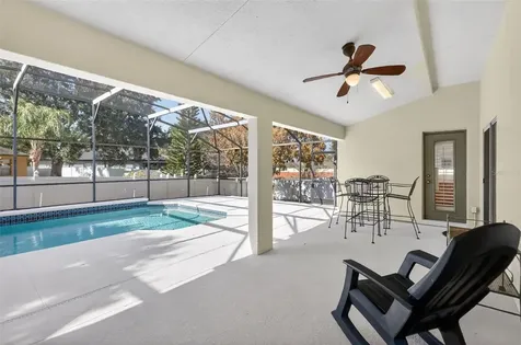 729 Strihal Loop Oakland FL 34787