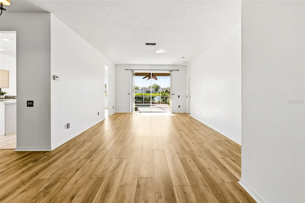 5512 47th Court E Bradenton FL 34203