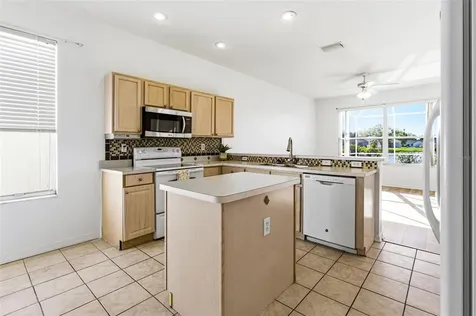5512 47th Court E Bradenton FL 34203