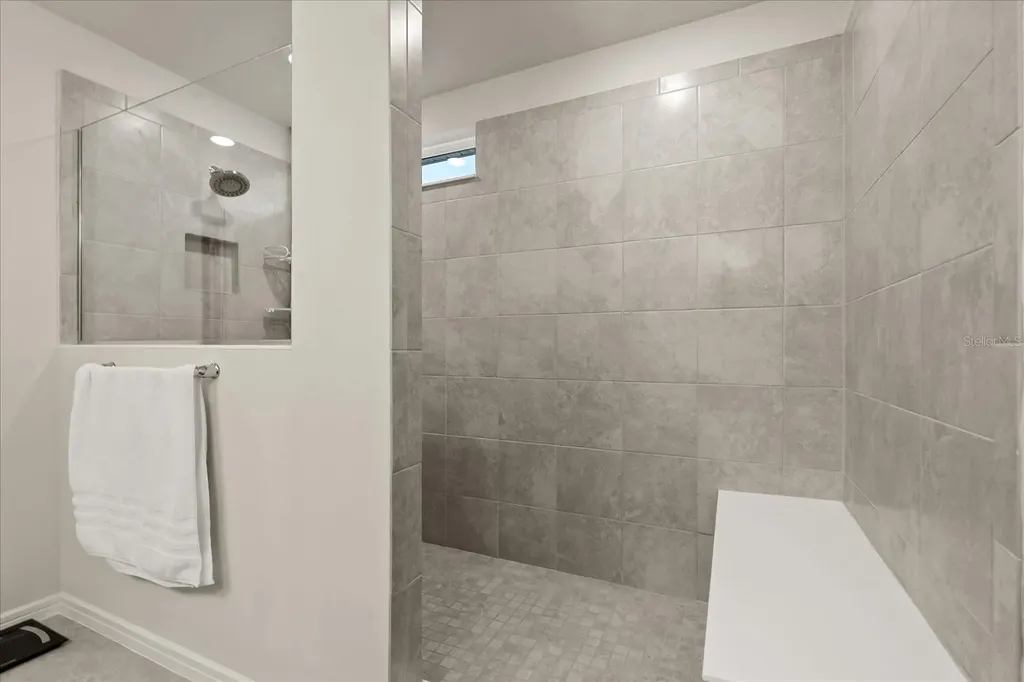 2624 Blowing Breeze Avenue Kissimmee FL 34744