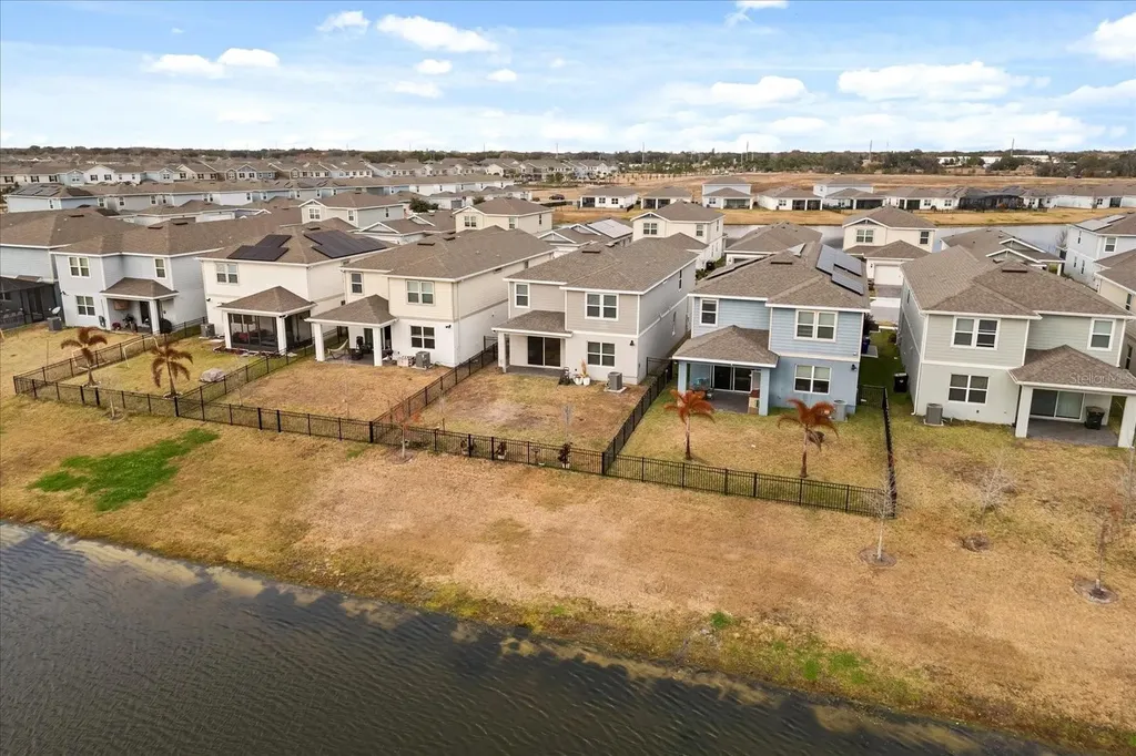2624 Blowing Breeze Avenue Kissimmee FL 34744