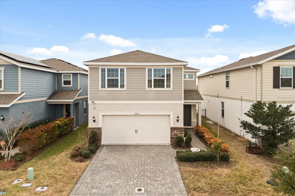 2624 Blowing Breeze Avenue Kissimmee FL 34744