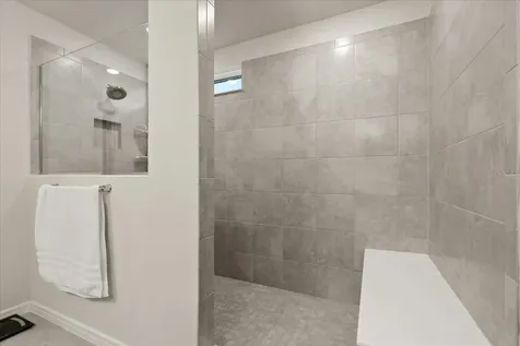 2624 Blowing Breeze Avenue Kissimmee FL 34744