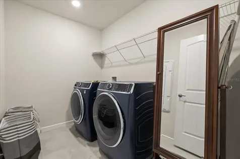2624 Blowing Breeze Avenue Kissimmee FL 34744