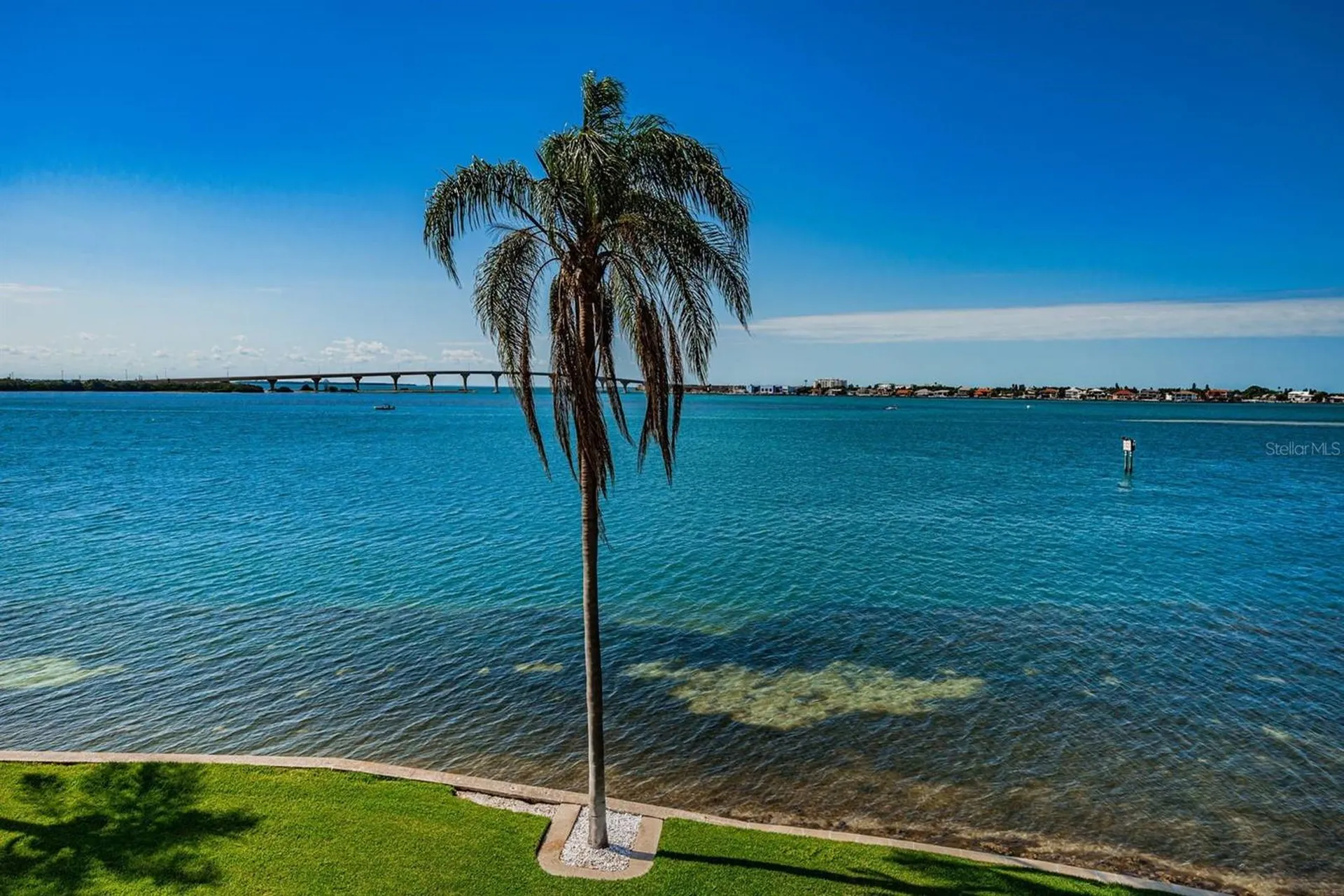 6105 Bahia Del Mar Circle St Petersburg FL 33715