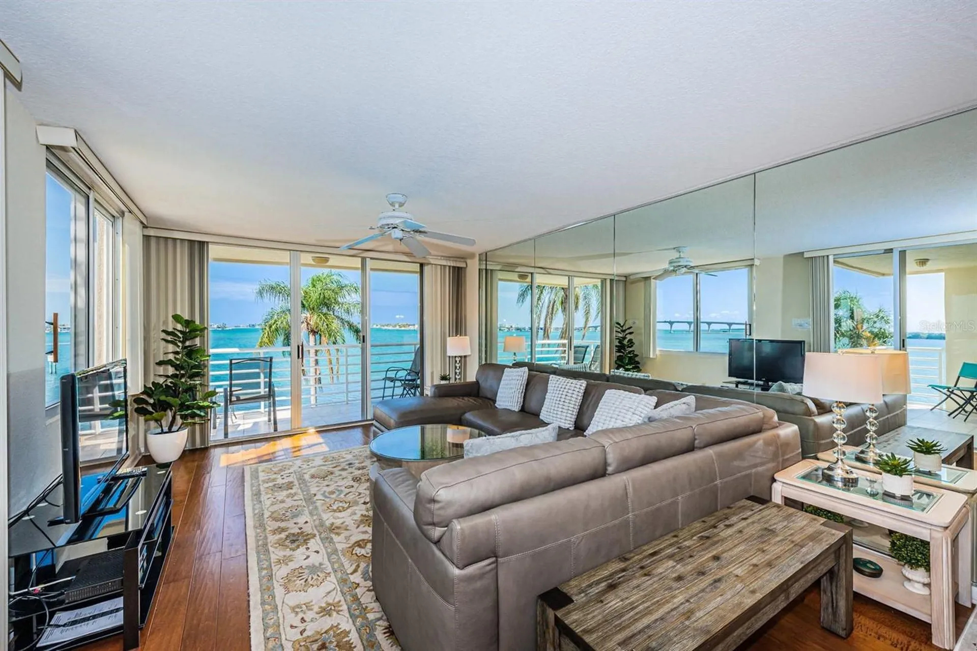 6105 Bahia Del Mar Circle St Petersburg FL 33715