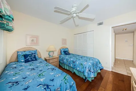 6105 Bahia Del Mar Circle St Petersburg FL 33715