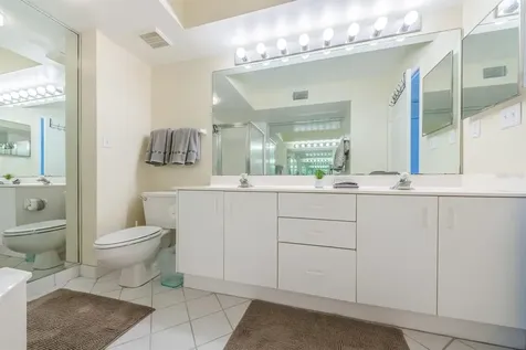 6105 Bahia Del Mar Circle St Petersburg FL 33715
