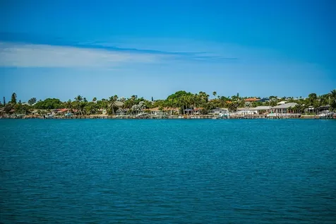 6105 Bahia Del Mar Circle St Petersburg FL 33715