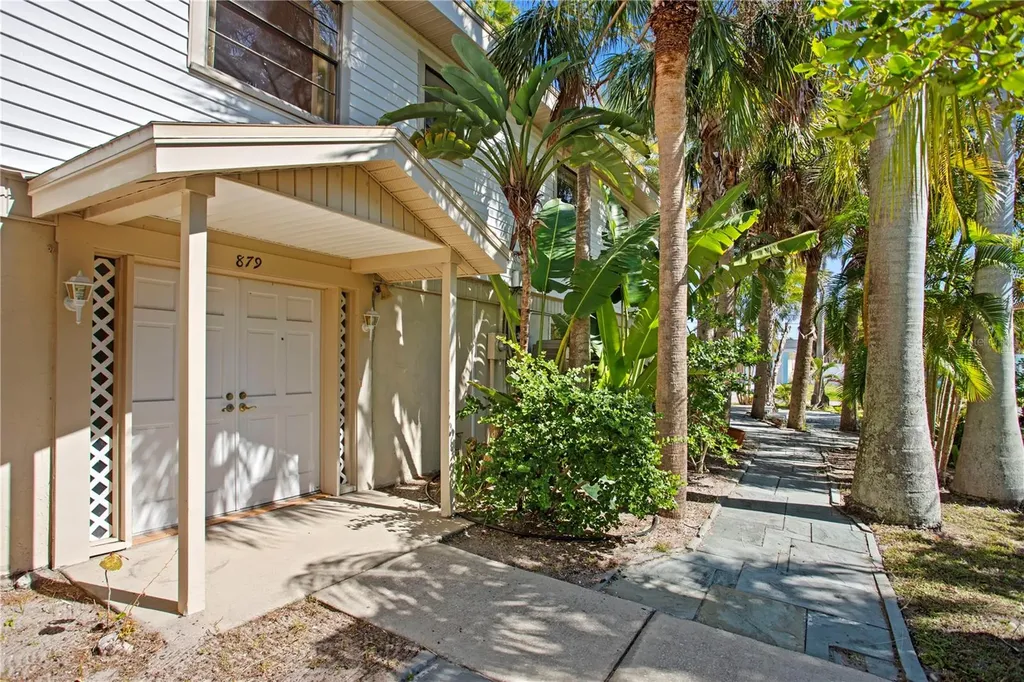 879 Eldorado Avenue Clearwater Beach FL 33767