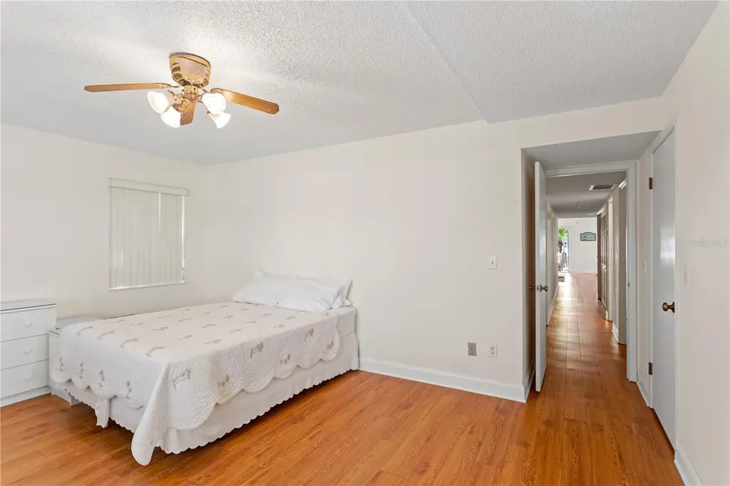 879 Eldorado Avenue Clearwater Beach FL 33767