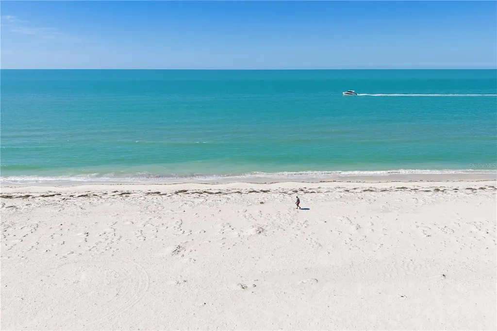 879 Eldorado Avenue Clearwater Beach FL 33767