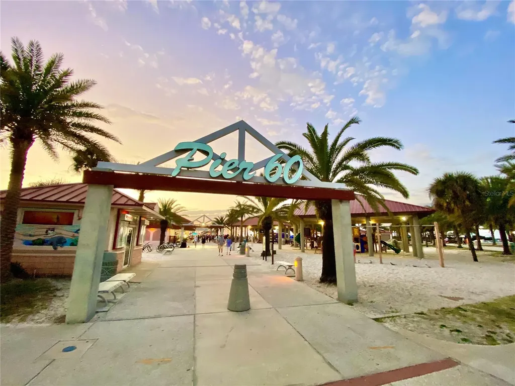 879 Eldorado Avenue Clearwater Beach FL 33767