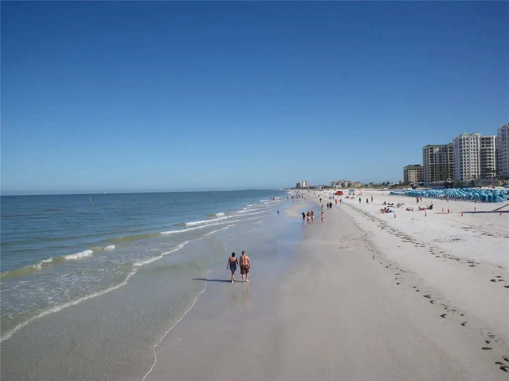 879 Eldorado Avenue Clearwater Beach FL 33767