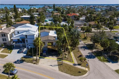 879 Eldorado Avenue Clearwater Beach FL 33767