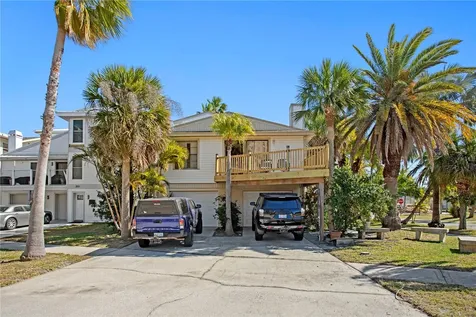 879 Eldorado Avenue Clearwater Beach FL 33767