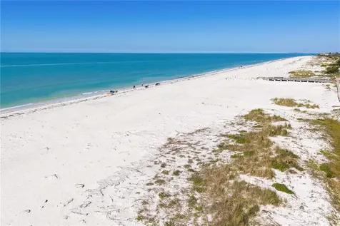 879 Eldorado Avenue Clearwater Beach FL 33767