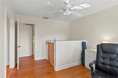 879 Eldorado Avenue Clearwater Beach FL 33767