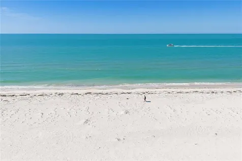 879 Eldorado Avenue Clearwater Beach FL 33767