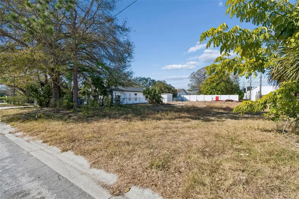 0 42nd Street S St Petersburg FL 33711