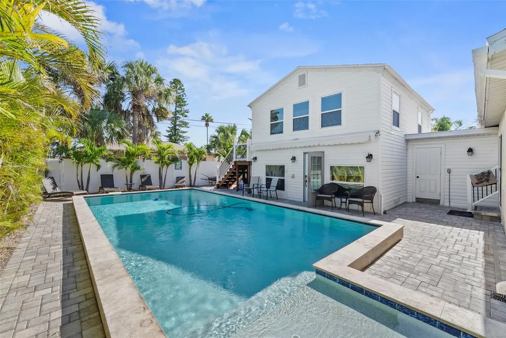 204 44th Avenue St Pete Beach FL 33706
