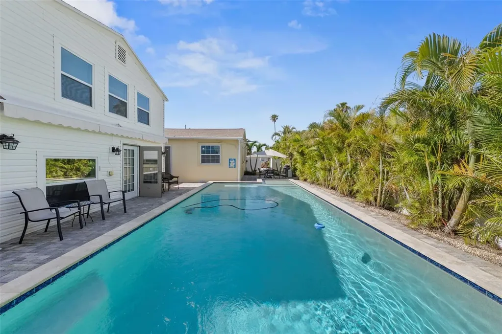 204 44th Avenue St Pete Beach FL 33706